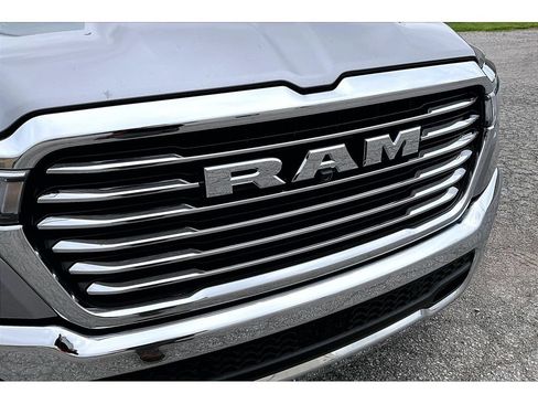 Certified 2026 RAM 1500 Laramie AWD/4WD image 35