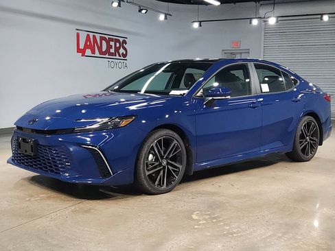 New 2026 Toyota Camry XSE FWD image 3