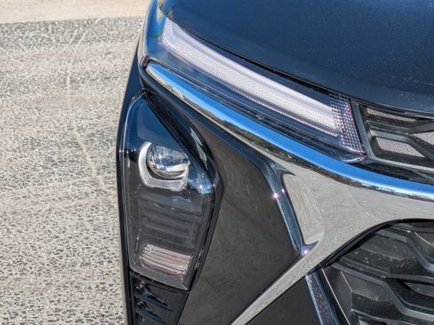 New 2026 Chevrolet Trax LT w/ Driver Confidence Package image 7