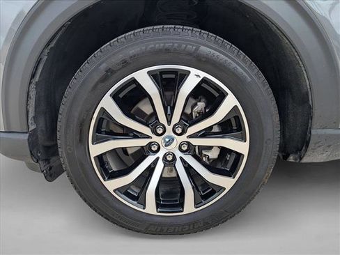 Used 2025 Ford Explorer ST-Line AWD/4WD image 25