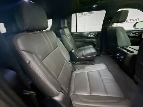 Used 2022 Chevrolet Suburban RST w/ Luxury Package image 29