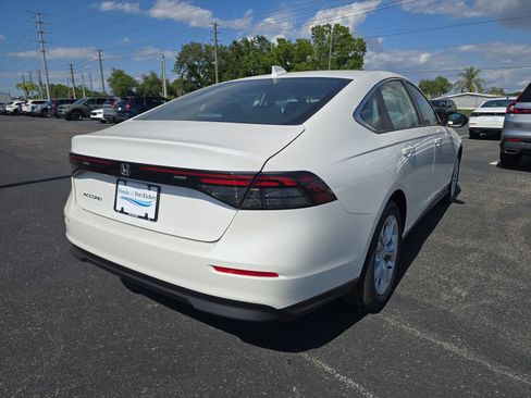 New 2026 Honda Accord LX image 4