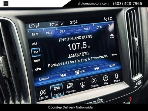 Used 2019 Maserati Levante GranSport AWD/4WD image 43