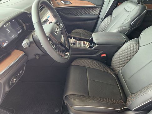 New 2026 Jeep Grand Cherokee L Summit AWD/4WD image 12