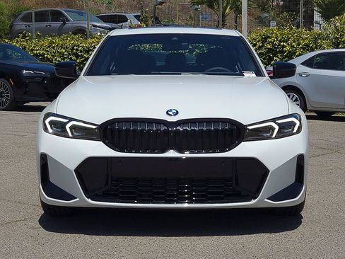 New 2026 BMW 330i Sedan w/ M Sport Package RWD image 2