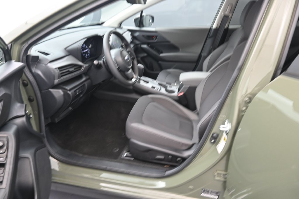 Used 2026 Subaru Crosstrek 2.5i Premium AWD/4WD image 17
