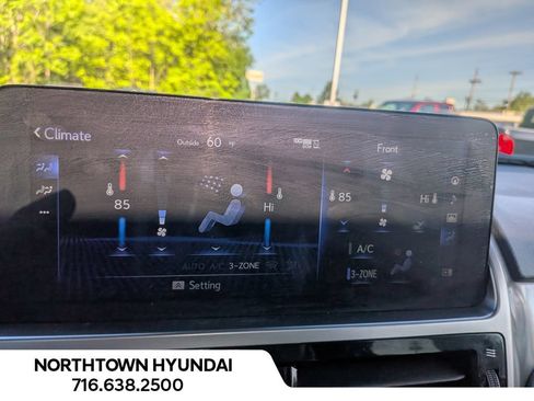 Used 2022 Lexus GX 460 Premium w/ Premium Package AWD/4WD image 26