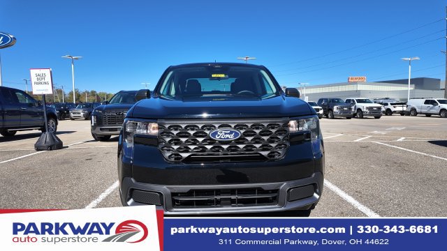 New 2026 Ford Maverick XLT w/ Equipment Group 301A AWD/4WD image 2