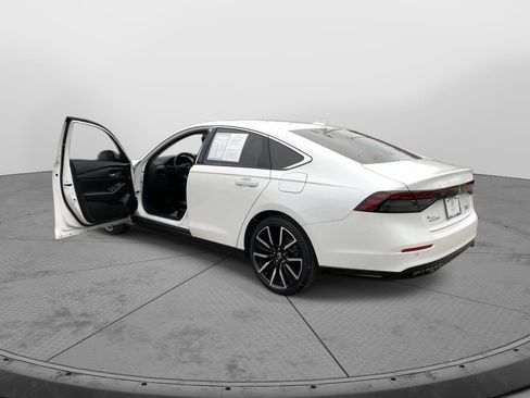 Certified 2024 Honda Accord Touring image 10