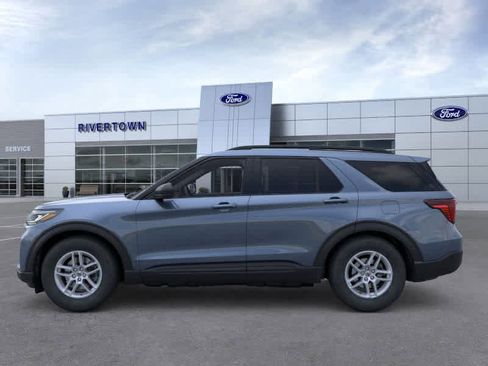 New 2026 Ford Explorer Active image 3