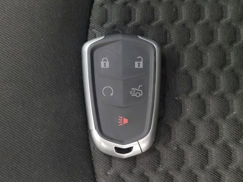 Used 2020 GMC Terrain SLE FWD image 32