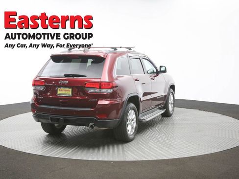 Used 2021 Jeep Grand Cherokee Laredo w/ Security & Convenience Group image 39