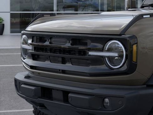 New 2025 Ford Bronco Outer Banks w/ Sasquatch Package image 19