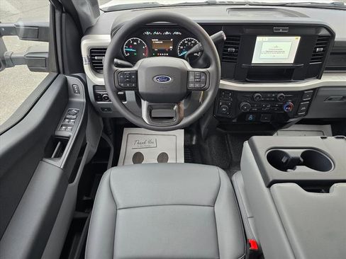 New 2026 Ford F450 XL w/ XL Chrome Package image 12