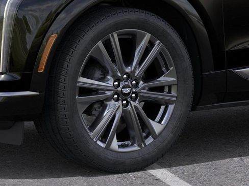 New 2025 Cadillac Optiq Sport 2 image 9