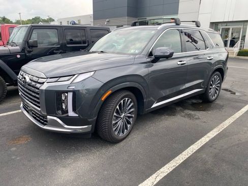 Used 2023 Hyundai Palisade Calligraphy AWD/4WD image 2