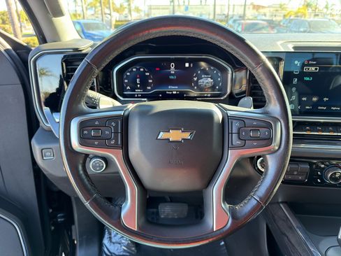 Used 2023 Chevrolet Silverado 1500 LTZ image 17