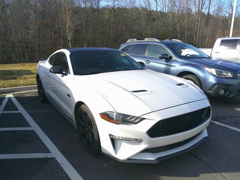 Used 2020 Ford Mustang GT w/ Equipment Group 301A image 3