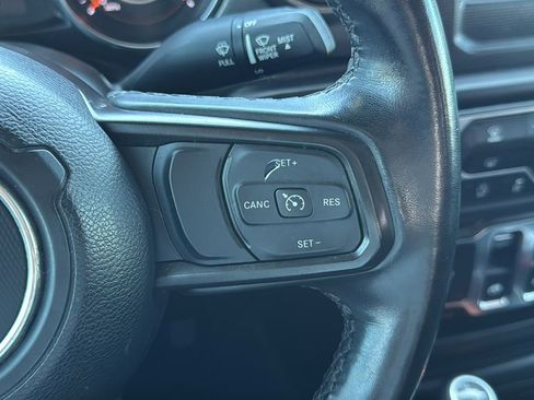 Used 2022 Jeep Wrangler Sport S image 22