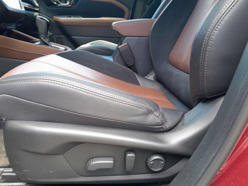 Certified 2025 Subaru Forester Touring AWD/4WD image 15
