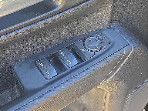 Used 2024 Chevrolet Silverado 1500 Custom image 21