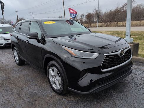 Used 2022 Toyota Highlander L image 1