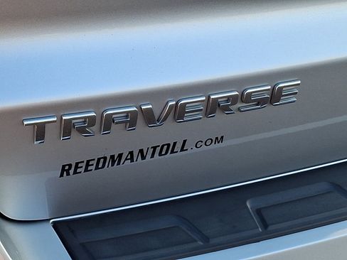 Used 2017 Chevrolet Traverse LS FWD image 30