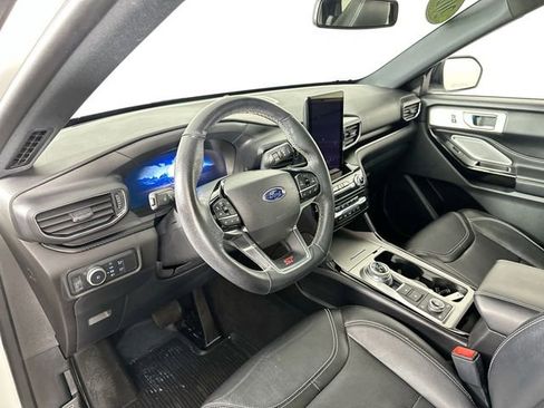 Used 2022 Ford Explorer ST w/ Equipment Group 401A AWD/4WD image 21