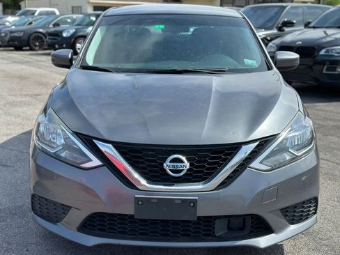 Used 2019 Nissan Sentra SV FWD image 3