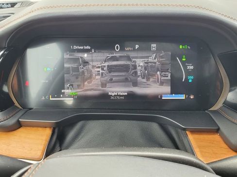 Used 2022 Jeep Grand Cherokee Summit image 8