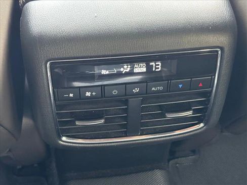 Used 2022 MAZDA CX-9 Signature image 18