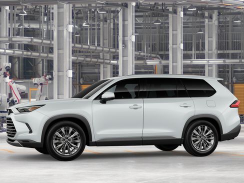 New 2026 Toyota Grand Highlander AWD image 5