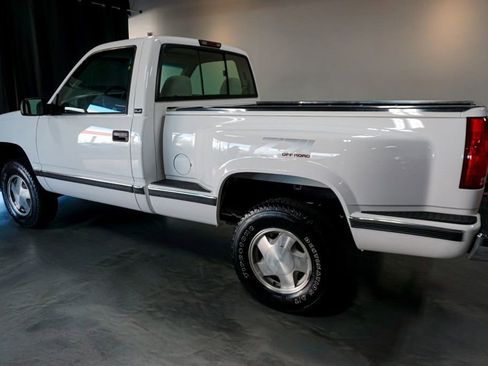 Used 1997 GMC Sierra 1500 4x4 Regular Cab w/ Marketing Option Pkg 3 image 6