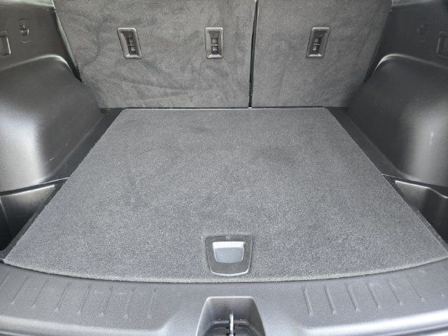 Used 2024 Chevrolet Blazer LT w/ Convenience Package FWD image 32