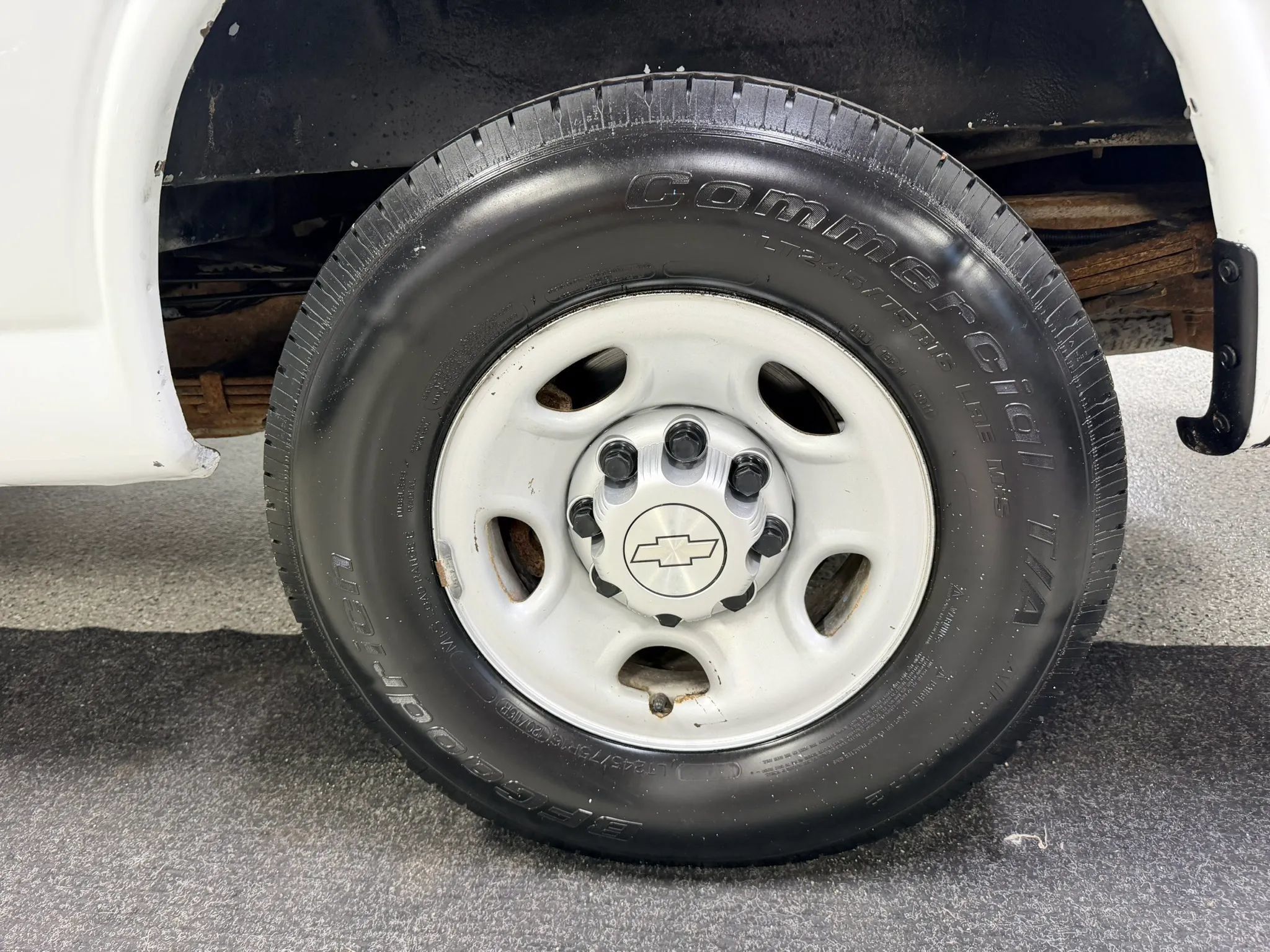 Used 2016 Chevrolet Express 3500 Extended RWD image 14