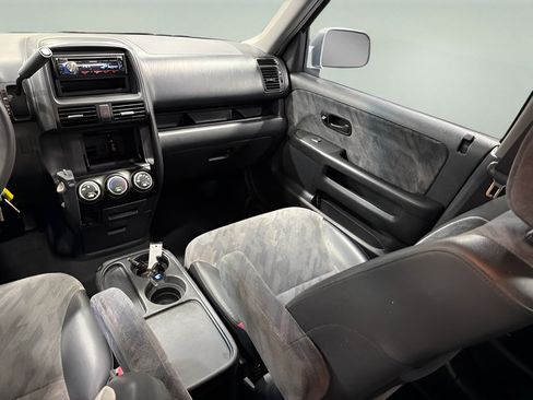 Used 2004 Honda CR-V EX image 23