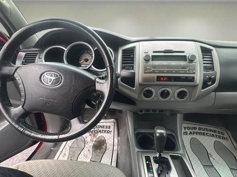 Used 2010 Toyota Tacoma 2WD Access Cab image 9