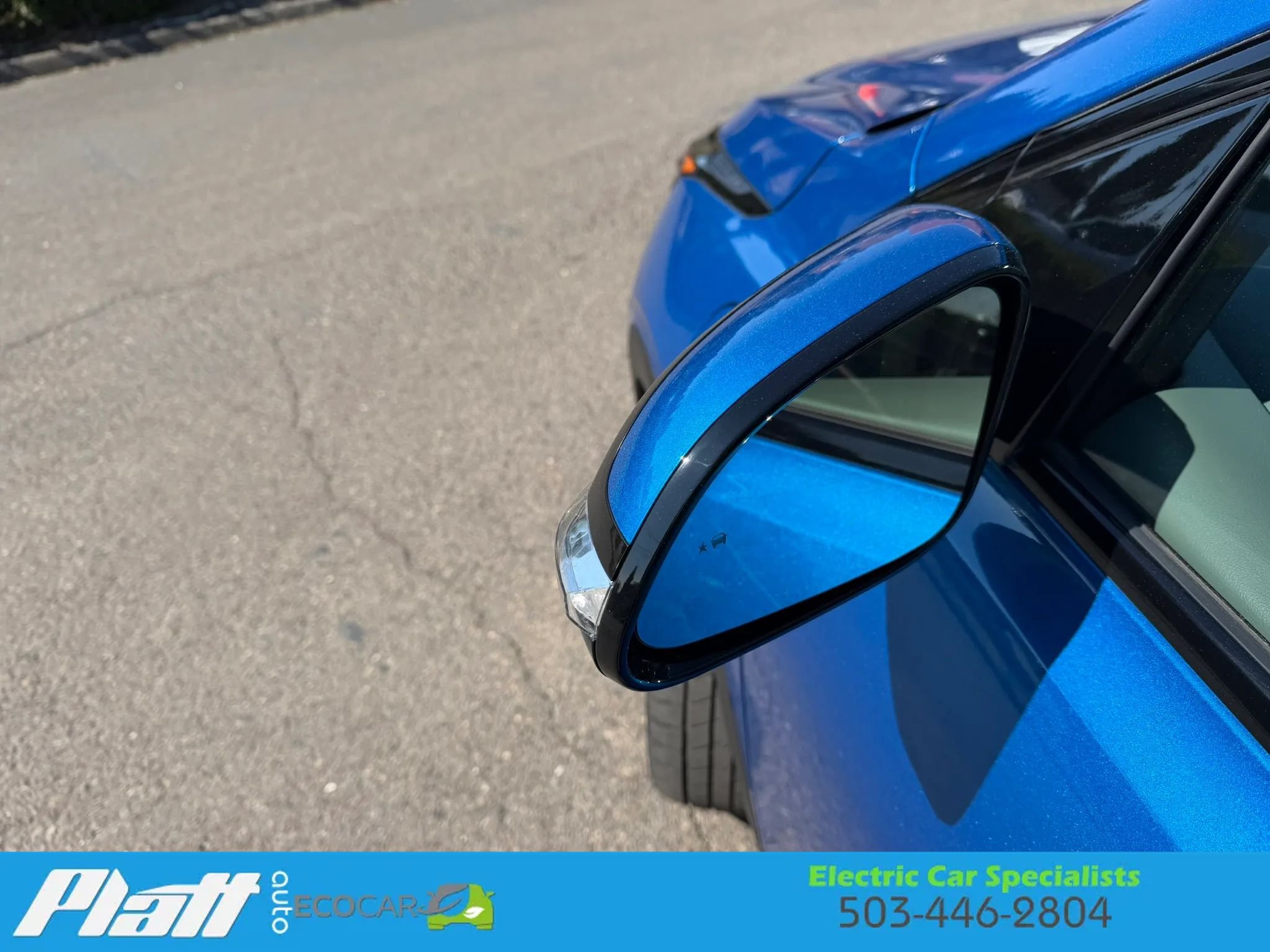 Used 2022 Chevrolet Bolt EUV Premier w/ Sun & Sound Package FWD image 15