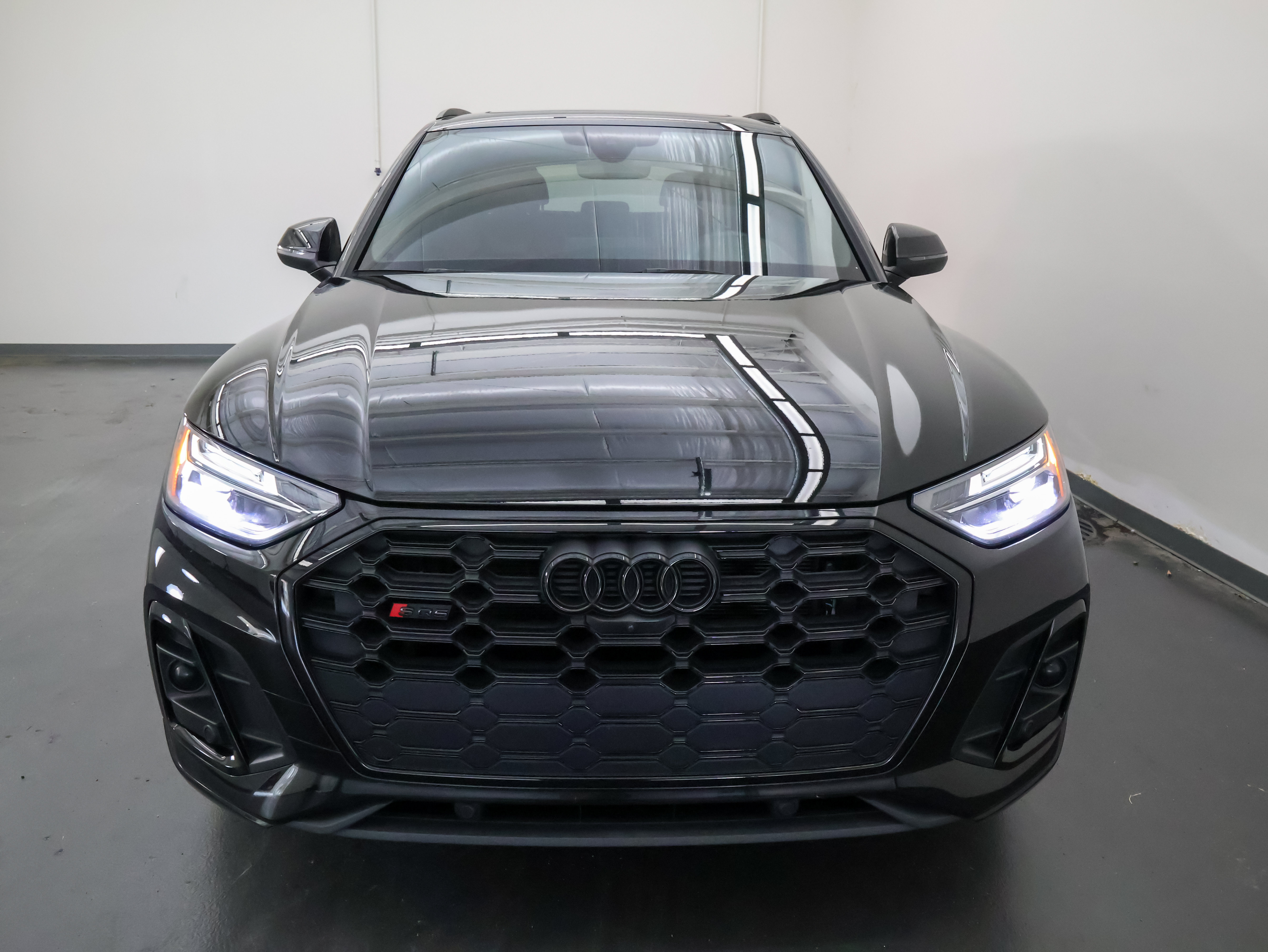 Used 2023 Audi SQ5 Premium Plus w/ Premium Plus Package AWD/4WD image 8