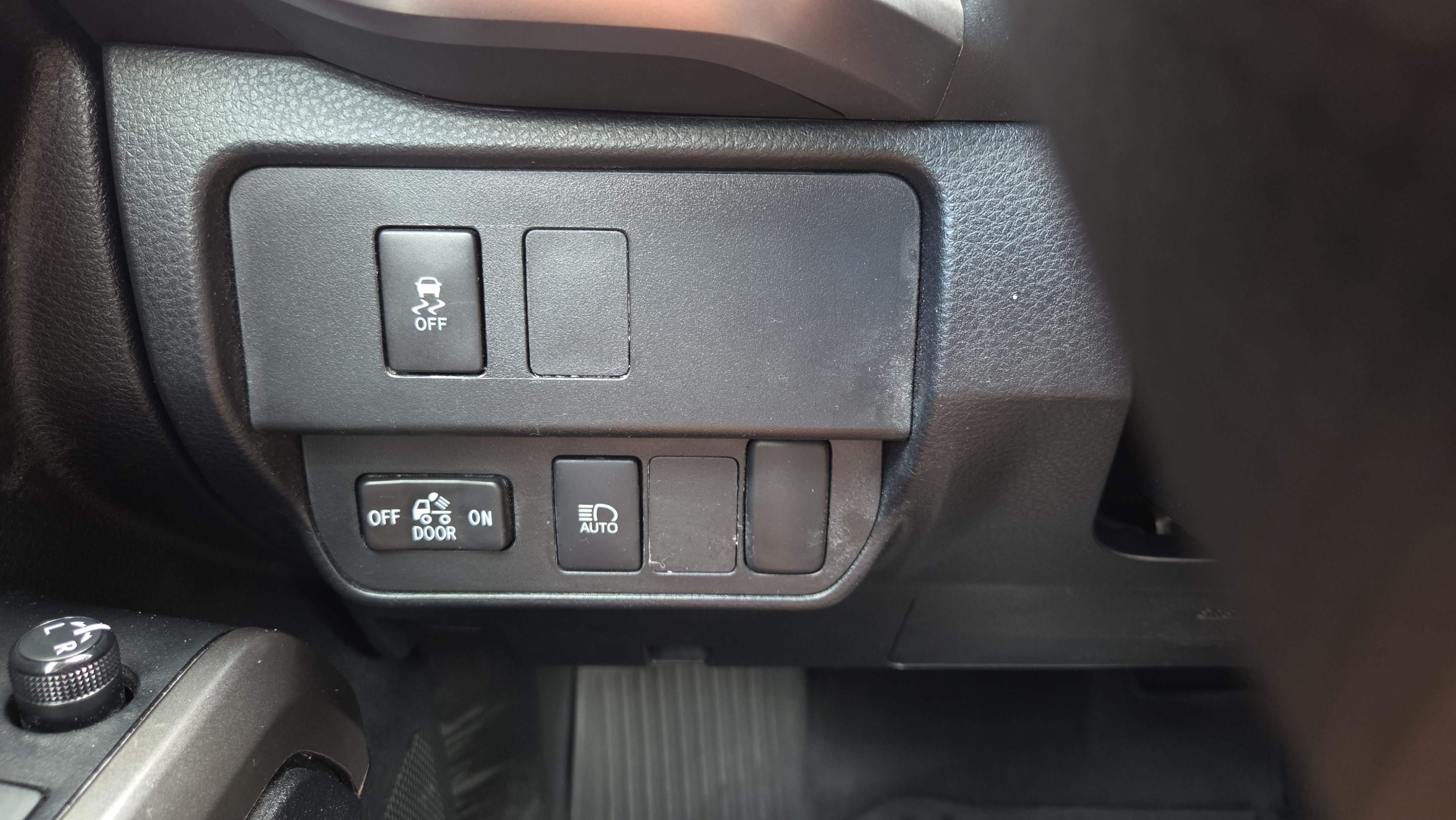 Certified 2023 Toyota Tacoma SR5 RWD image 17