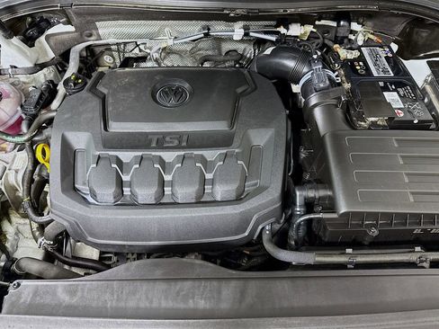 Used 2022 Volkswagen Tiguan S image 32