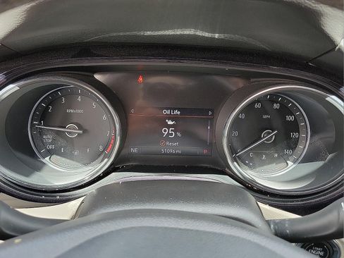 Used 2022 Buick Encore GX Select FWD image 18
