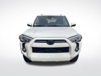 Used 2024 Toyota 4Runner SR5 Premium w/ Moonroof Package AWD/4WD video 2