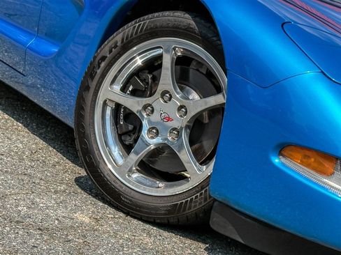 Used 1999 Chevrolet Corvette Coupe w/ Lighting Pkg RWD image 26