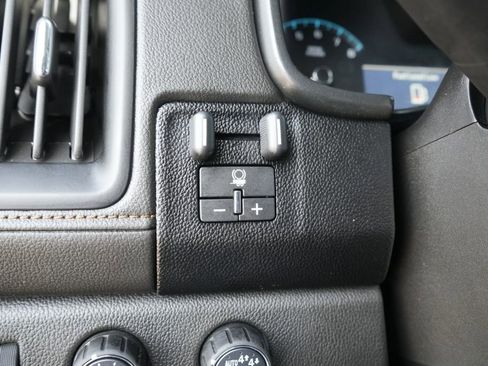 Used 2021 GMC Canyon AT4 image 28