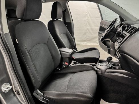 Used 2015 Mitsubishi Outlander Sport ES FWD image 12