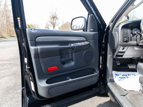 Used 2005 Dodge Ram 1500 Truck 2WD Quad Cab image 28