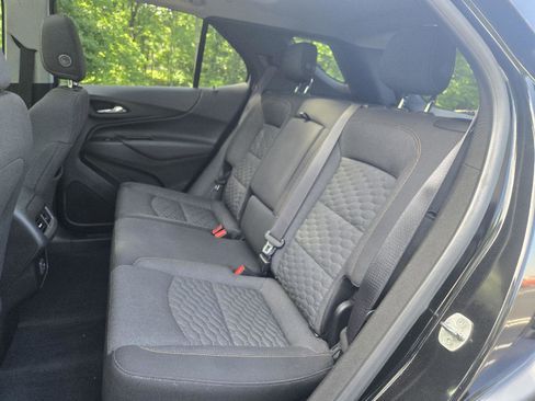 Used 2019 Chevrolet Equinox LT FWD image 27