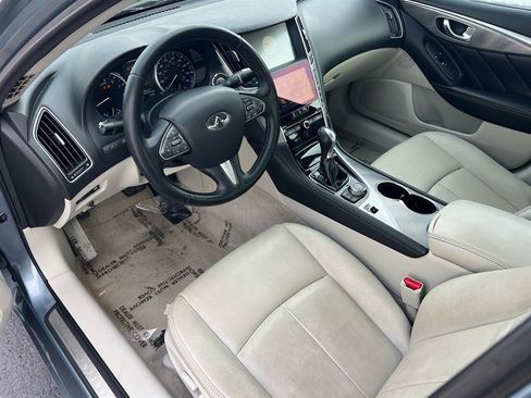 Used 2014 INFINITI Q50 image 24