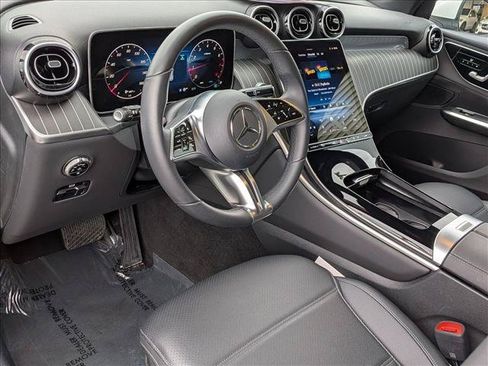 Used 2026 Mercedes-Benz GLC 300 image 10